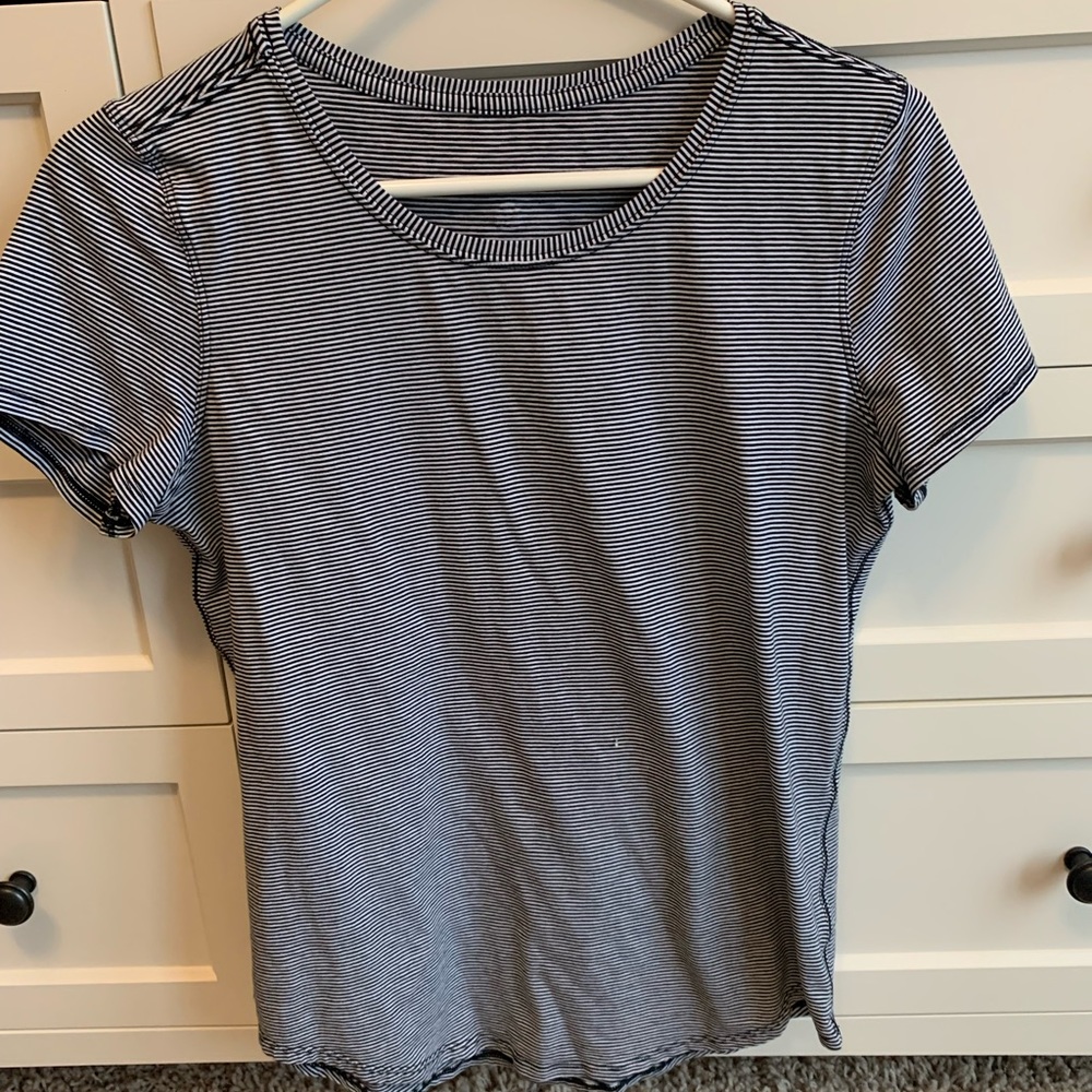Lululemon love crew shirt